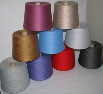 Пряжа изготовленая на производстве.